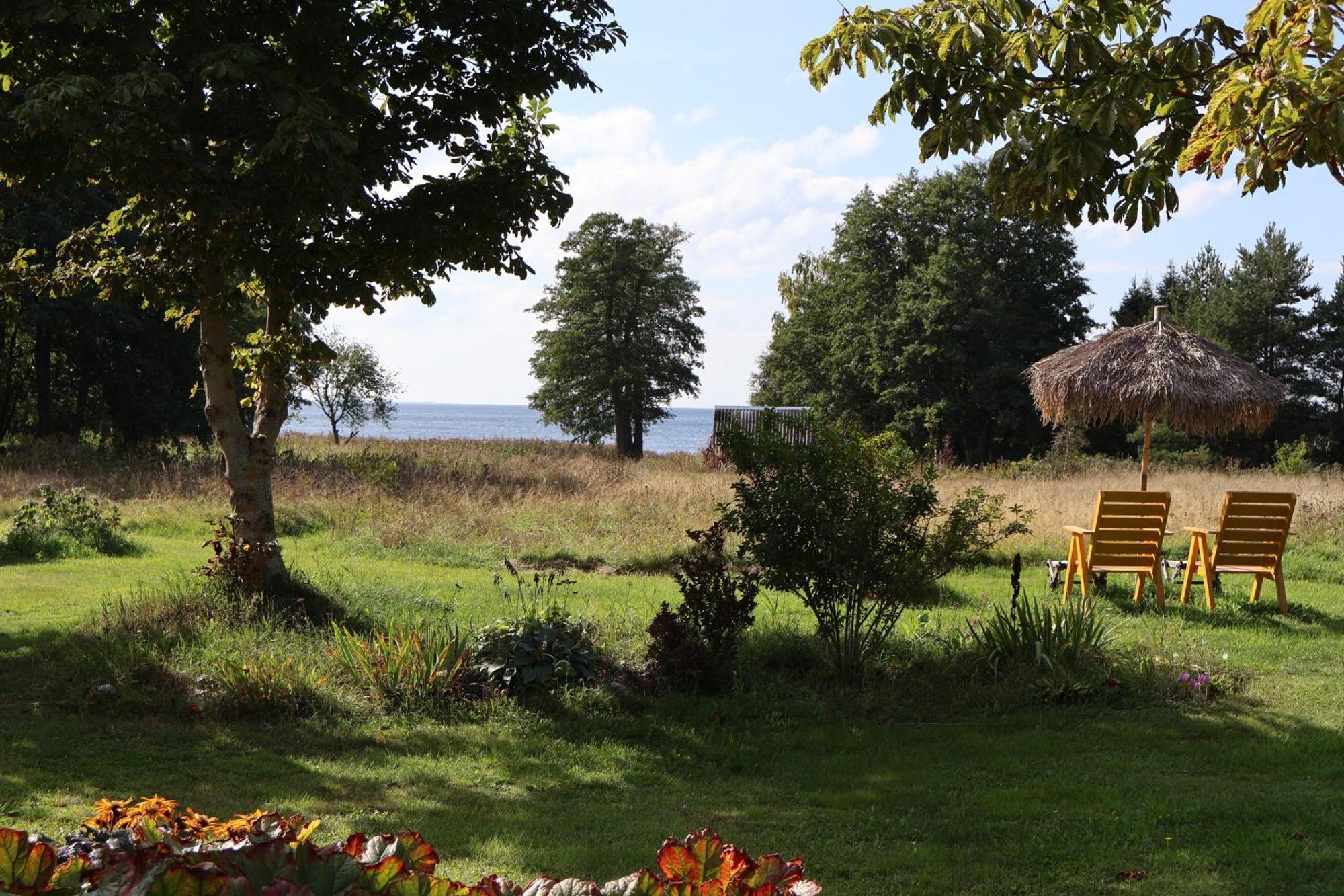 Maison d'hôtes Leesi Puhkemaja Extérieur photo