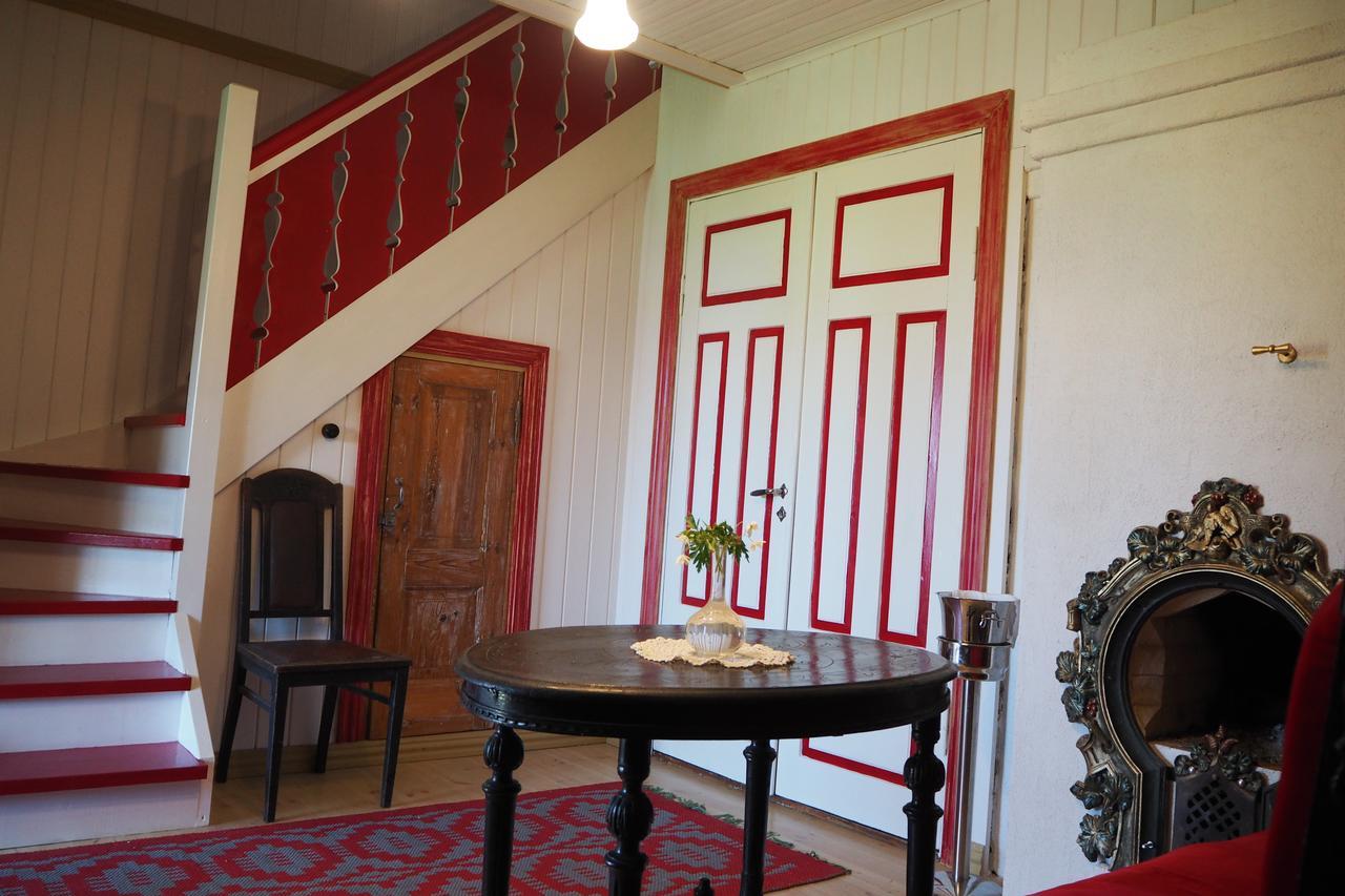 Maison d'hôtes Leesi Puhkemaja Extérieur photo